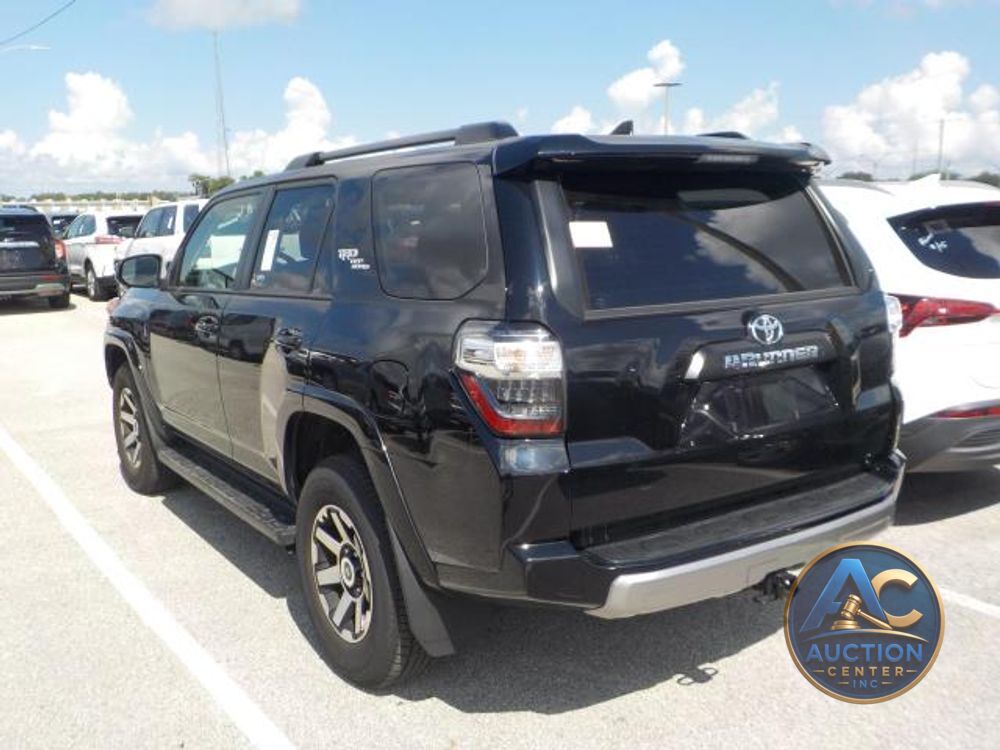2024 Toyota 4Runner TRD Off Road