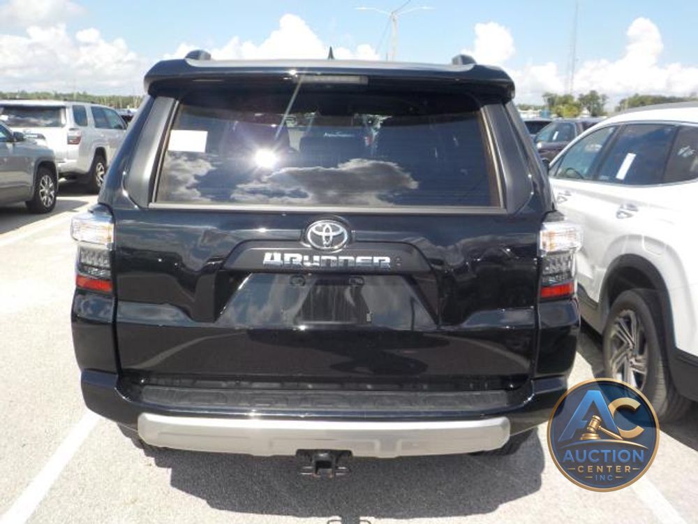2024 Toyota 4Runner TRD Off Road