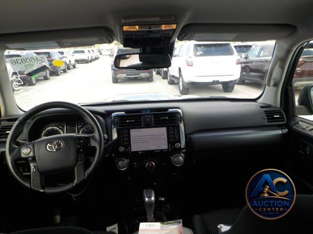 2024 Toyota 4Runner TRD Off Road