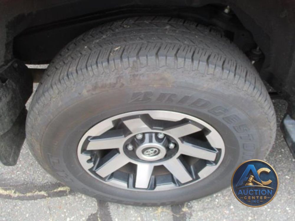 2024 Toyota 4Runner TRD Off Road