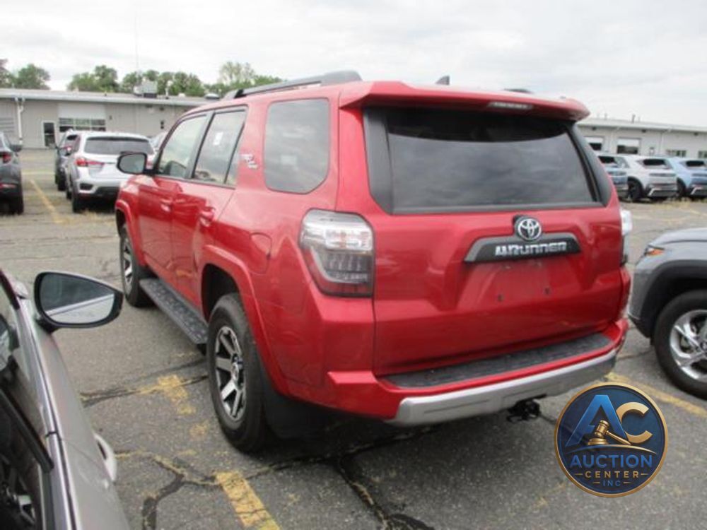 2024 Toyota 4Runner TRD Off Road