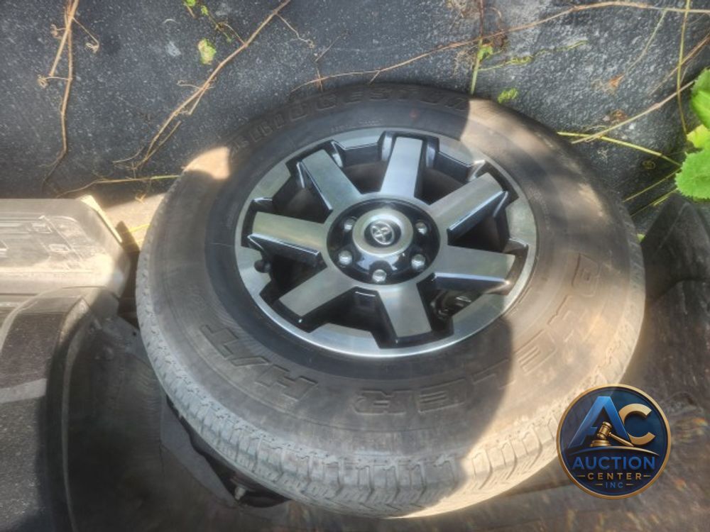 2024 Toyota 4Runner TRD Off Road