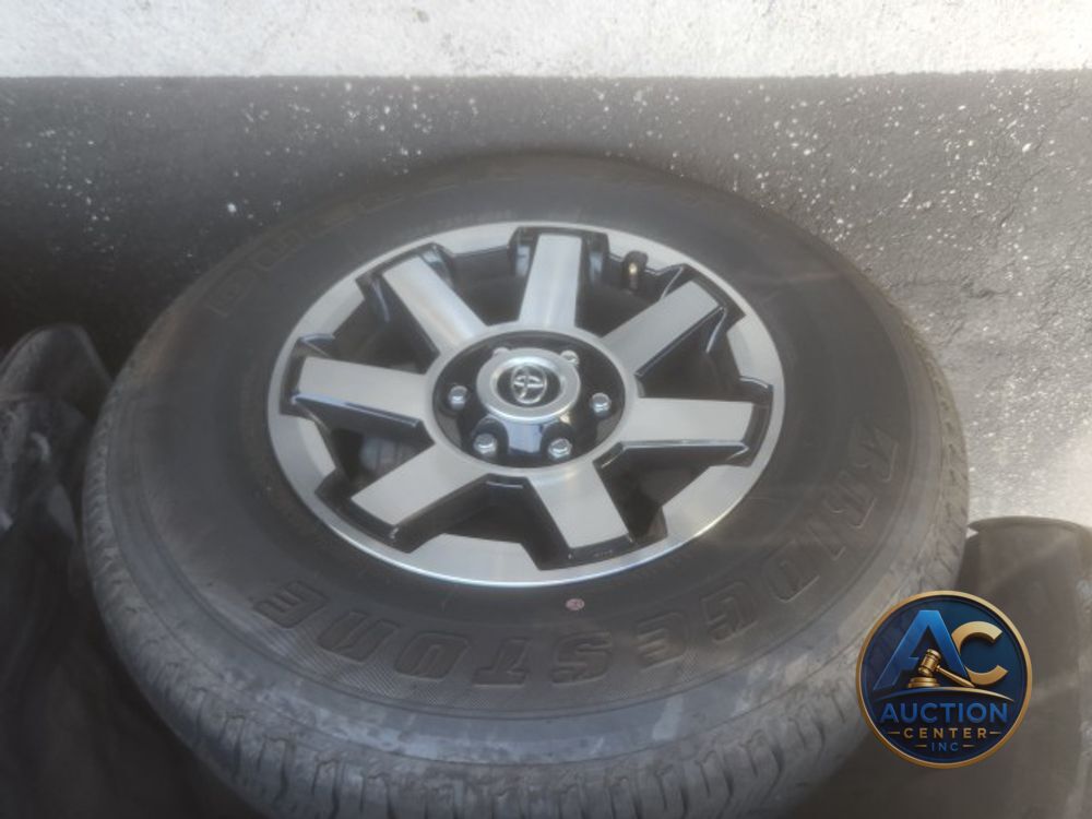 2024 Toyota 4Runner TRD Off Road