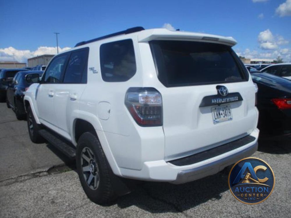 2024 Toyota 4Runner TRD Off Road