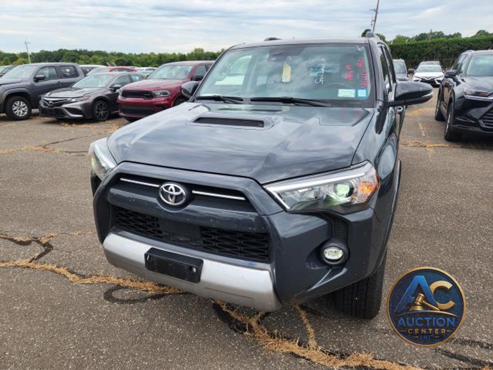 2024 Toyota 4Runner TRD Off Road