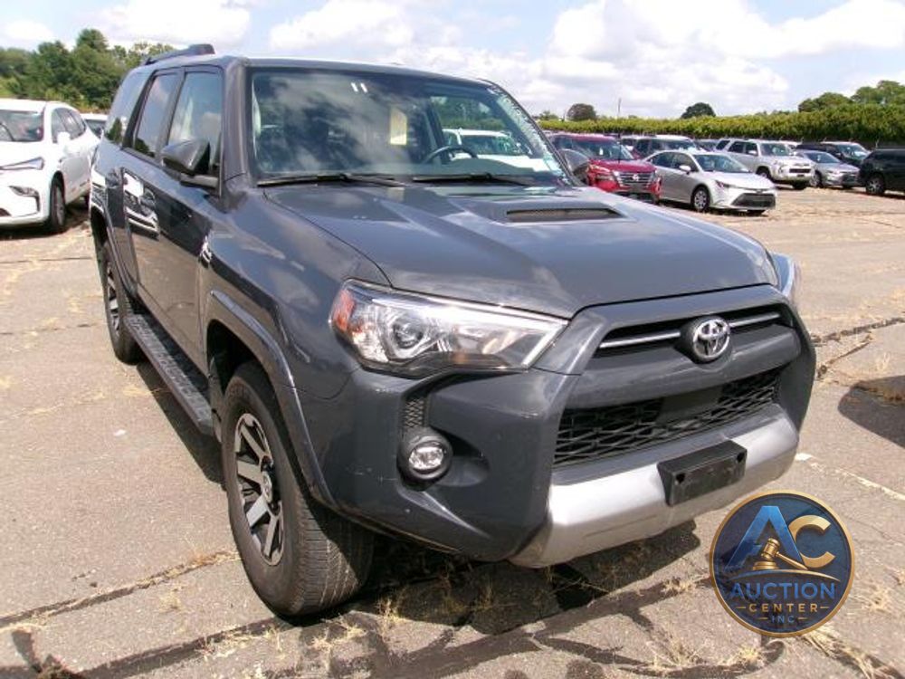 2024 Toyota 4Runner TRD Off Road