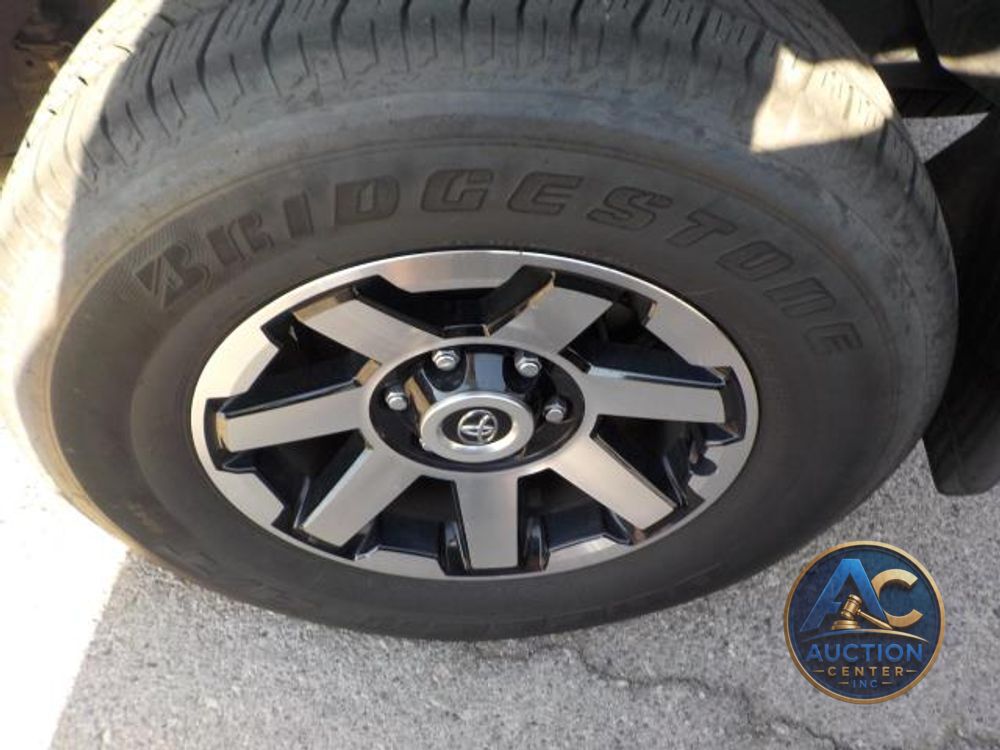 2024 Toyota 4Runner TRD Off Road