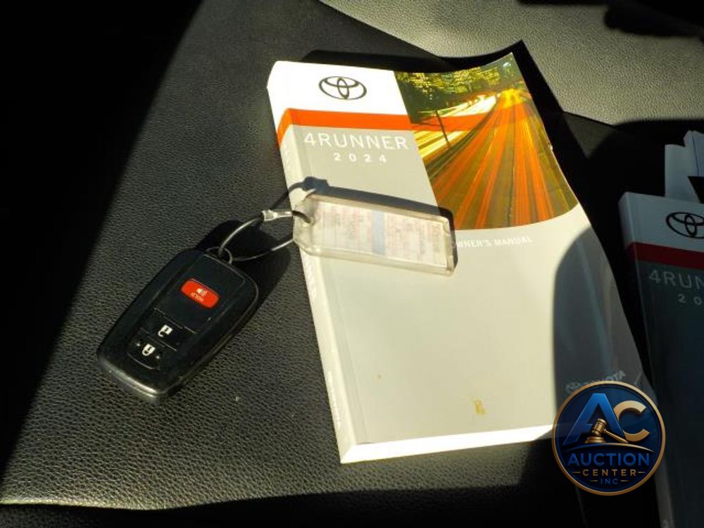 2024 Toyota 4Runner TRD Off Road