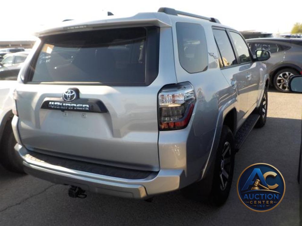 2024 Toyota 4Runner TRD Off Road