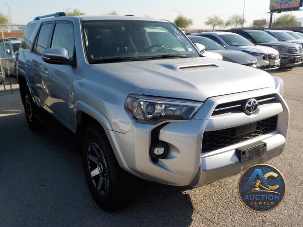 2024 Toyota 4Runner TRD Off Road