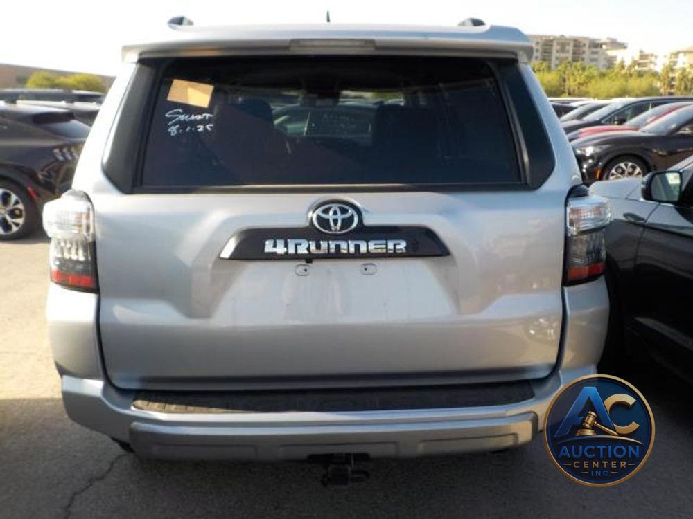 2024 Toyota 4Runner TRD Off Road