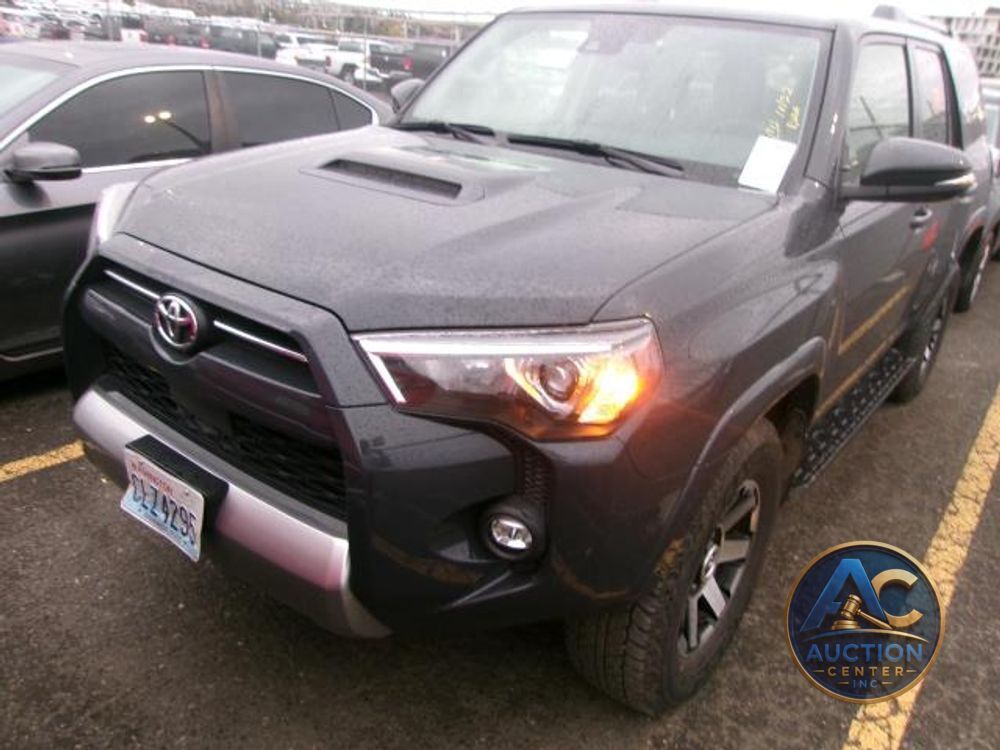 2024 Toyota 4Runner SR5