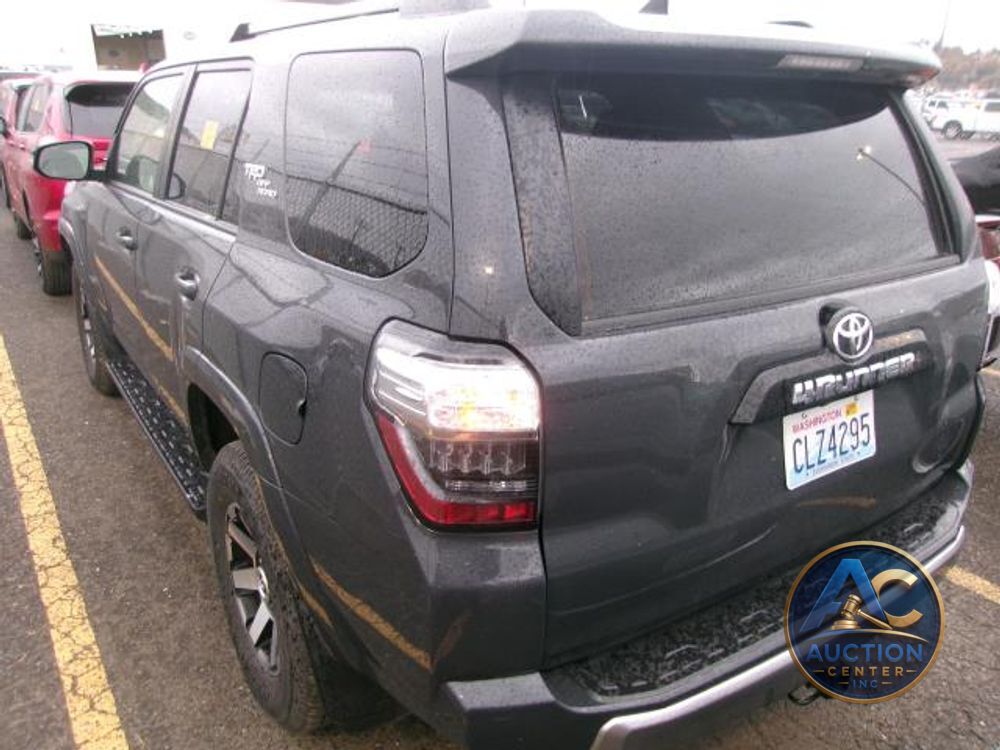 2024 Toyota 4Runner SR5