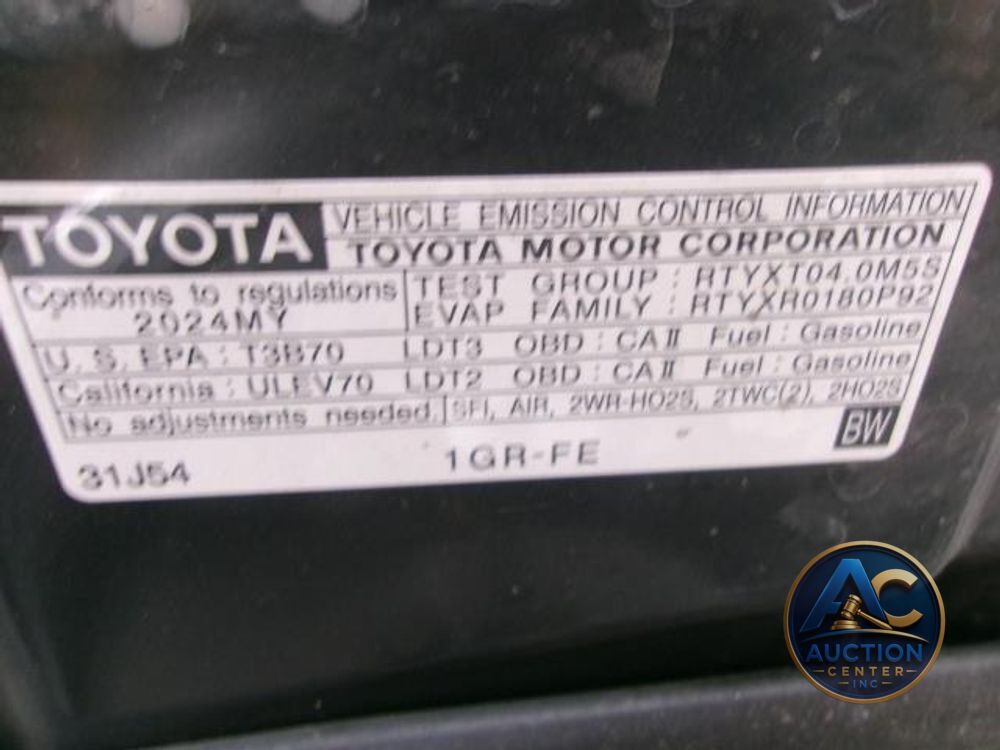 2024 Toyota 4Runner SR5