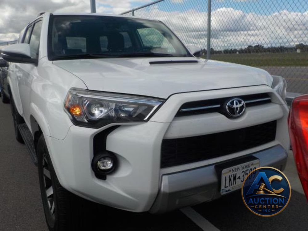 2024 Toyota 4Runner TRD Off Road