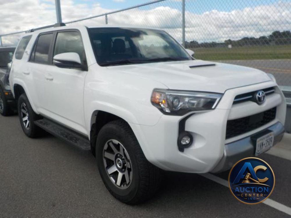 2024 Toyota 4Runner TRD Off Road