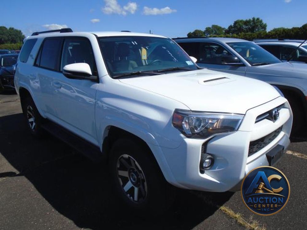 2024 Toyota 4Runner TRD Off Road