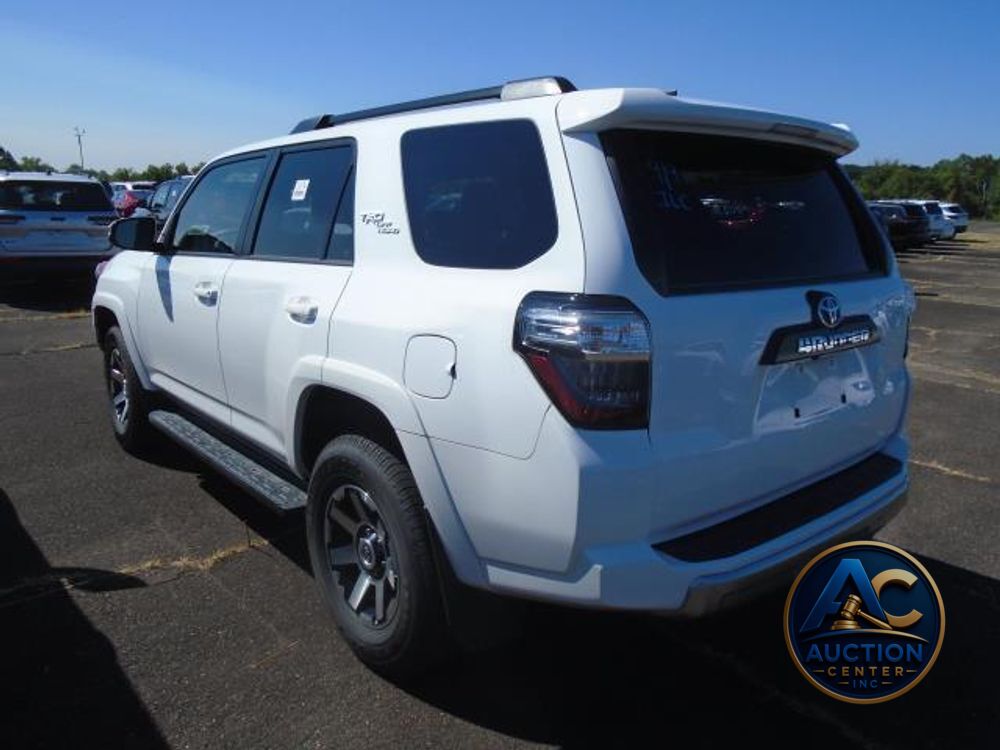 2024 Toyota 4Runner TRD Off Road