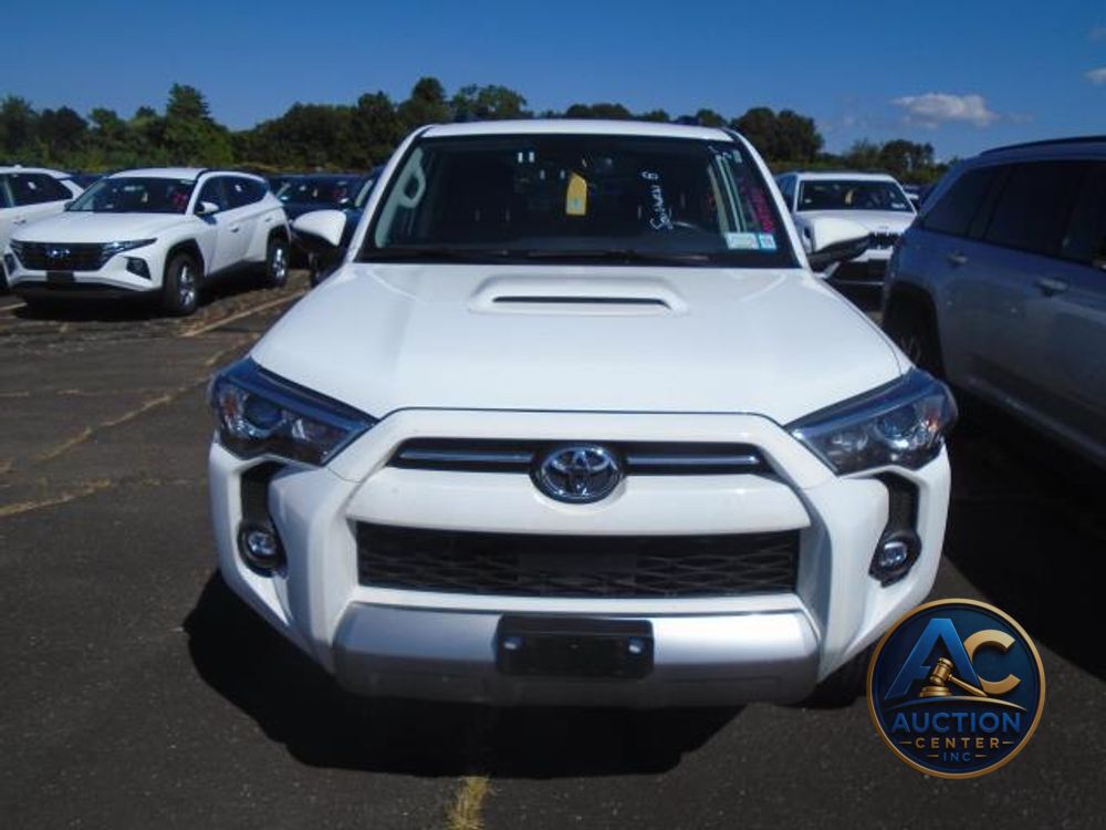 2024 Toyota 4Runner TRD Off Road