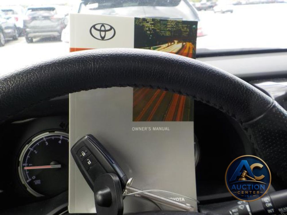 2024 Toyota 4Runner TRD Off Road