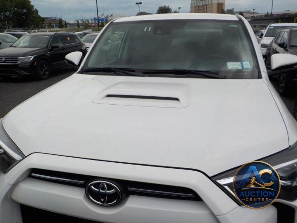 2024 Toyota 4Runner TRD Off Road