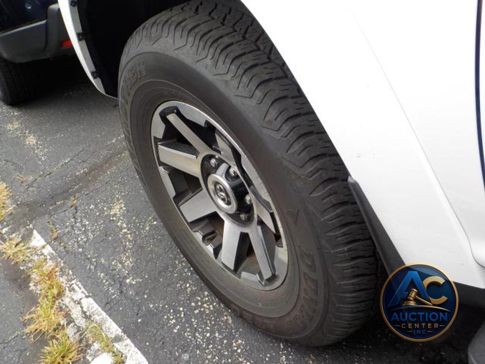 2024 Toyota 4Runner TRD Off Road