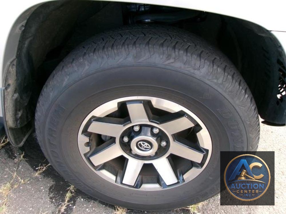 2024 Toyota 4Runner TRD Off Road