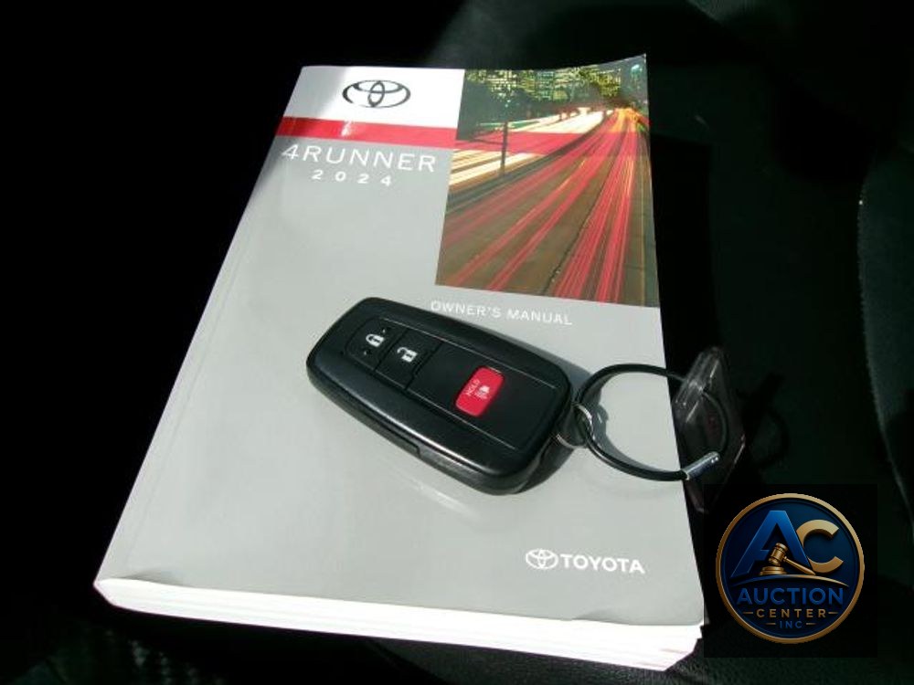 2024 Toyota 4Runner TRD Off Road