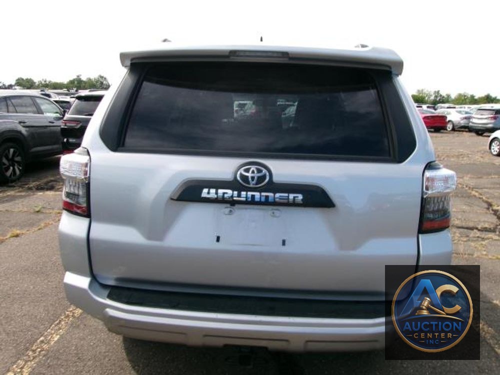 2024 Toyota 4Runner TRD Off Road