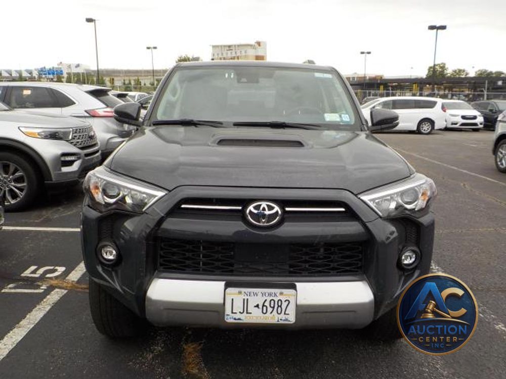 2024 Toyota 4Runner TRD Off Road