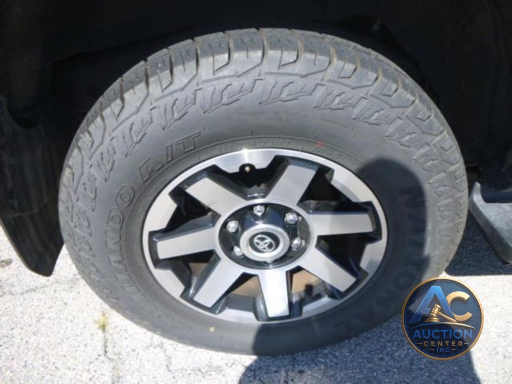 2024 Toyota 4Runner TRD Off Road