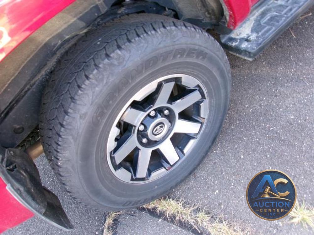 2024 Toyota 4Runner TRD Off Road