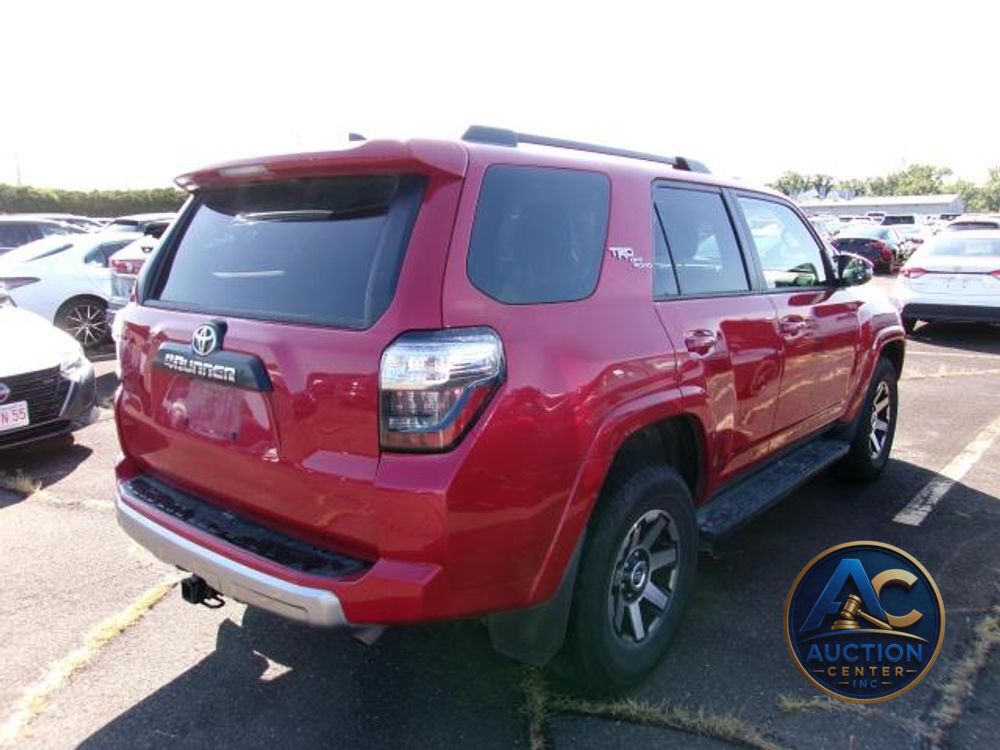 2024 Toyota 4Runner TRD Off Road