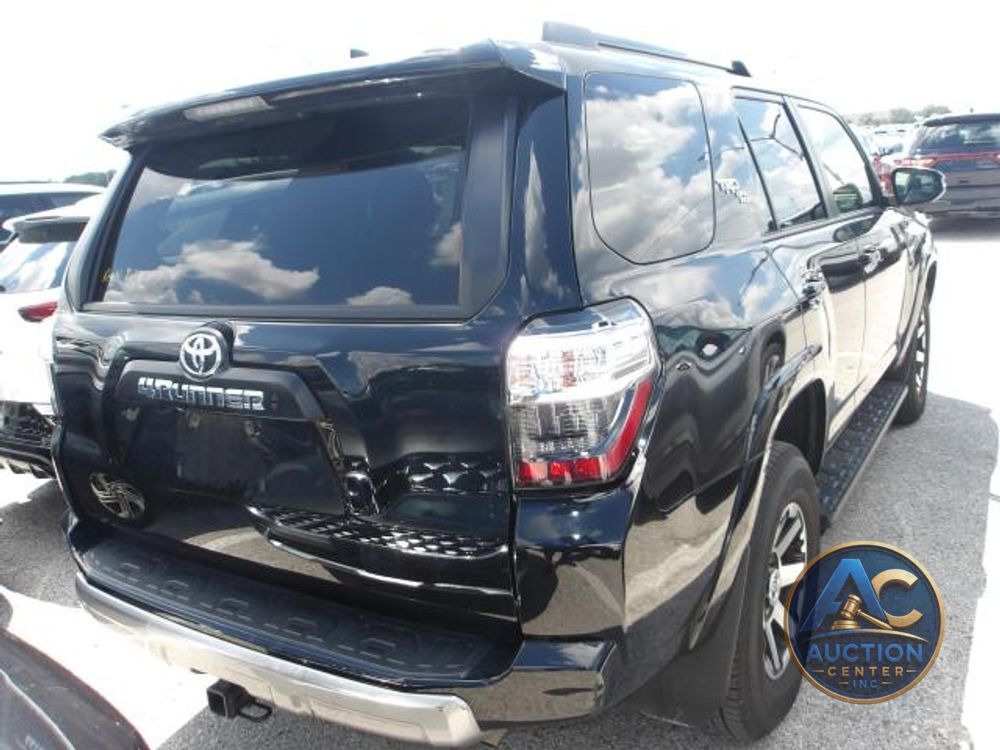2024 Toyota 4Runner TRD Off Road