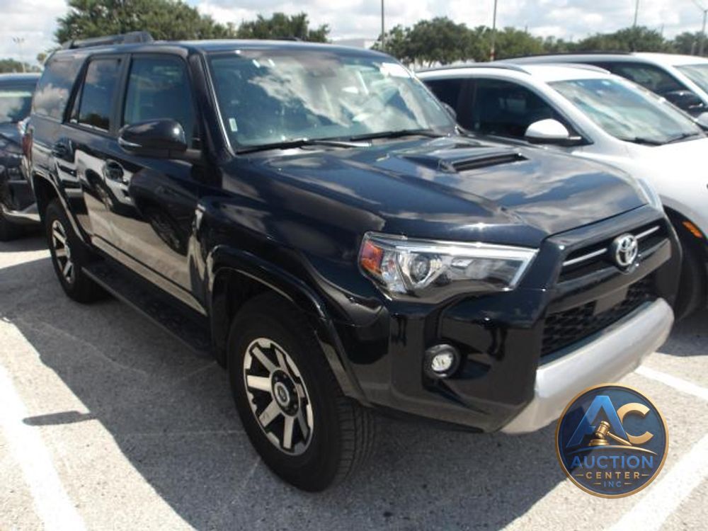 2024 Toyota 4Runner TRD Off Road