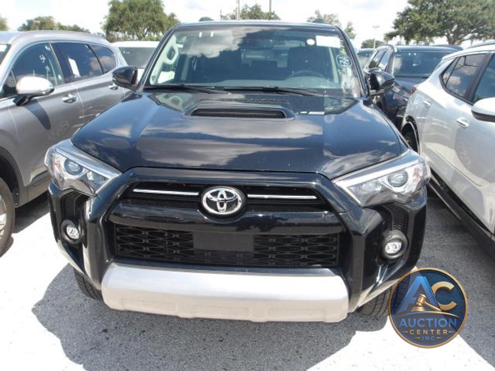2024 Toyota 4Runner TRD Off Road