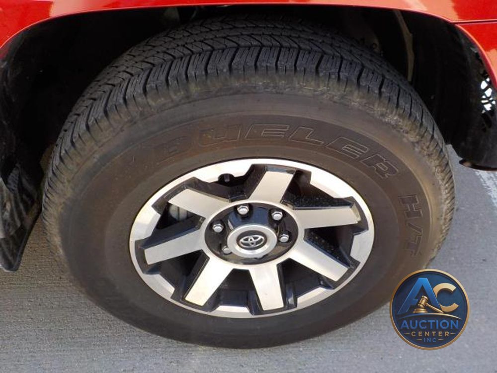 2024 Toyota 4Runner TRD Off Road