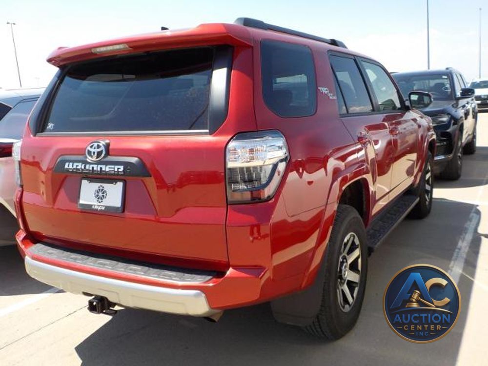 2024 Toyota 4Runner TRD Off Road