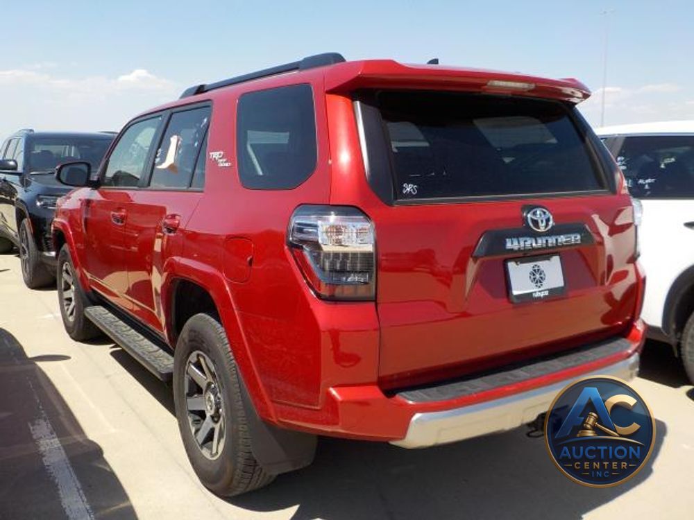 2024 Toyota 4Runner TRD Off Road