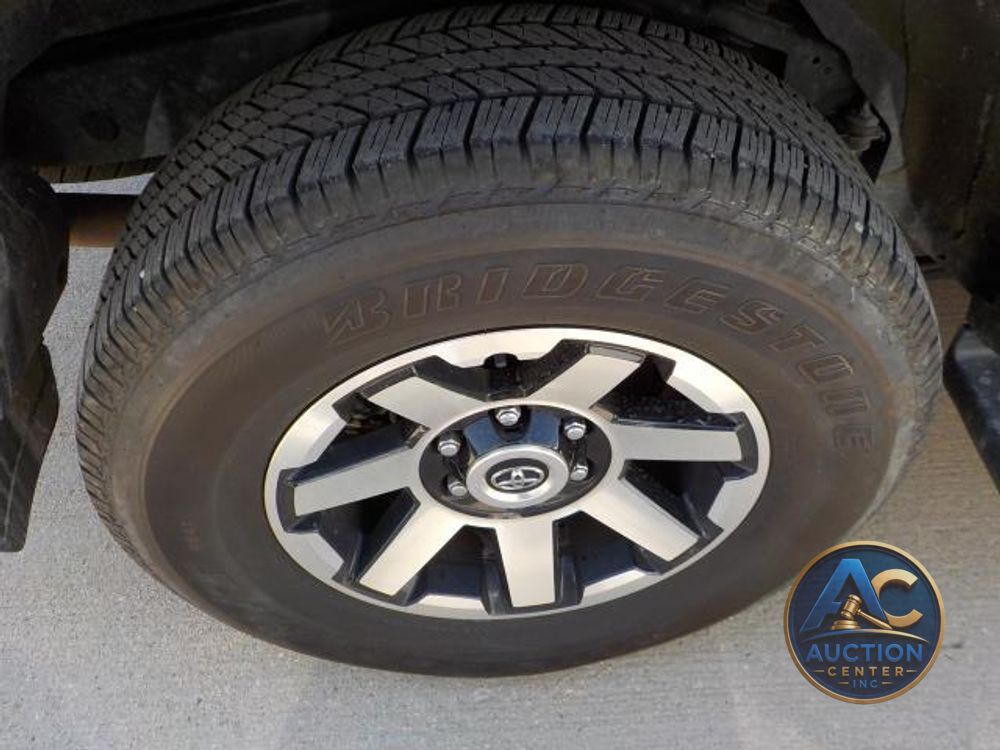 2024 Toyota 4Runner TRD Off Road