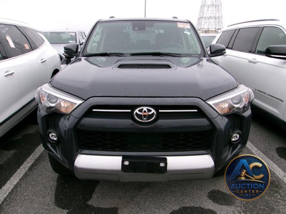 2024 Toyota 4Runner TRD Off Road
