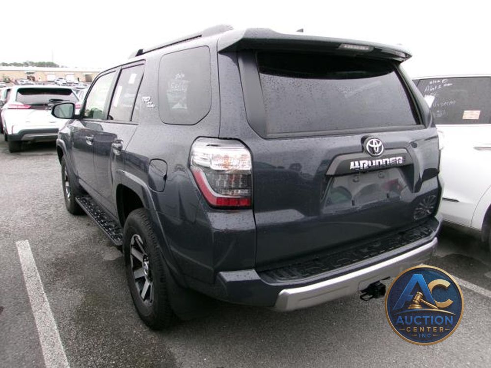 2024 Toyota 4Runner TRD Off Road