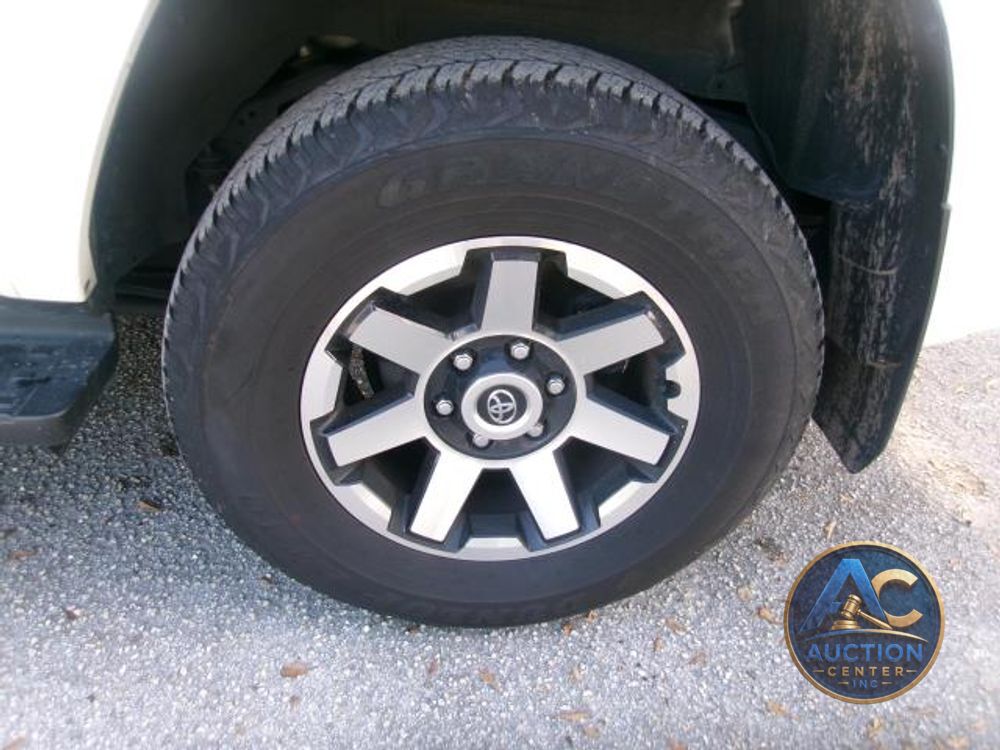 2024 Toyota 4Runner TRD Off Road