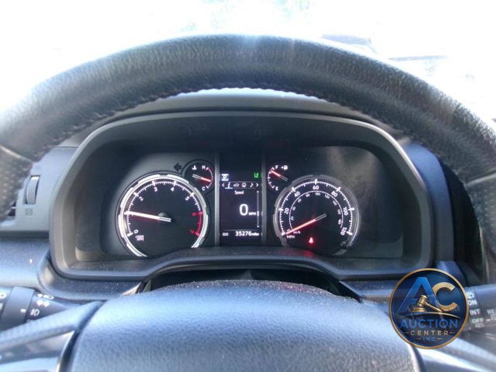 2024 Toyota 4Runner TRD Off Road