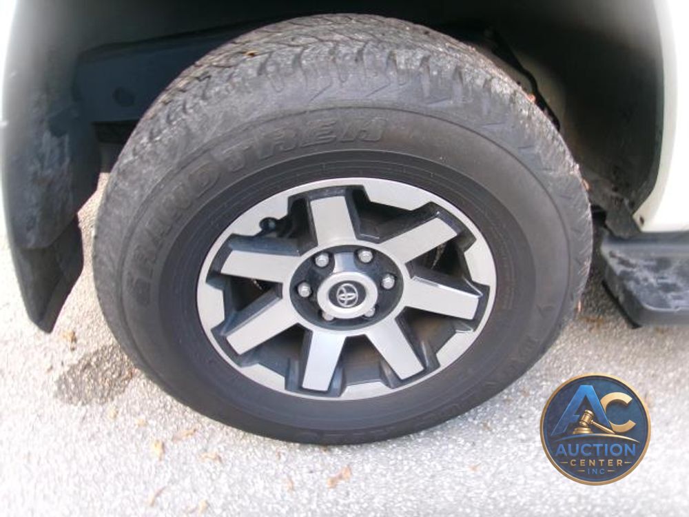 2024 Toyota 4Runner TRD Off Road