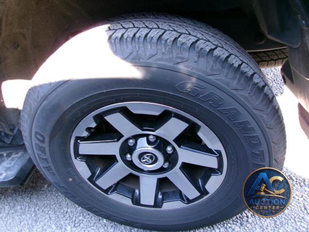 2024 Toyota 4Runner TRD Off Road