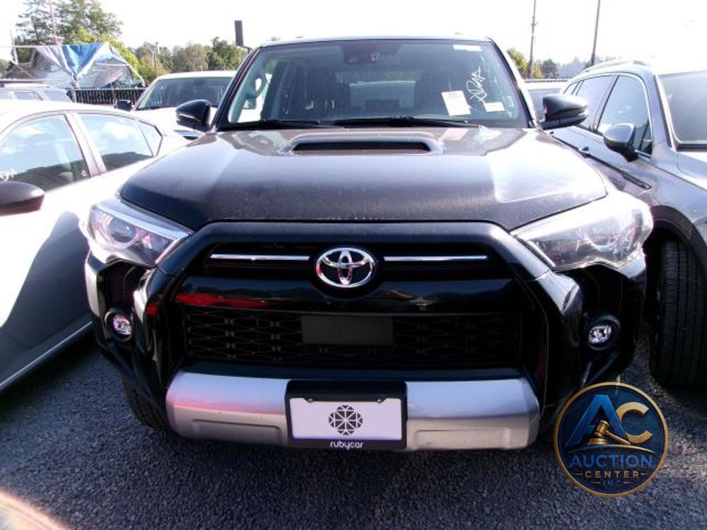 2024 Toyota 4Runner TRD Off Road