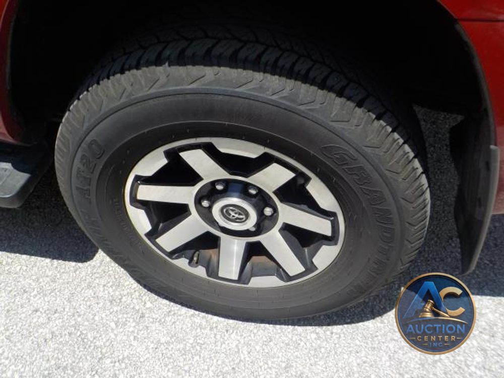 2024 Toyota 4Runner TRD Off Road