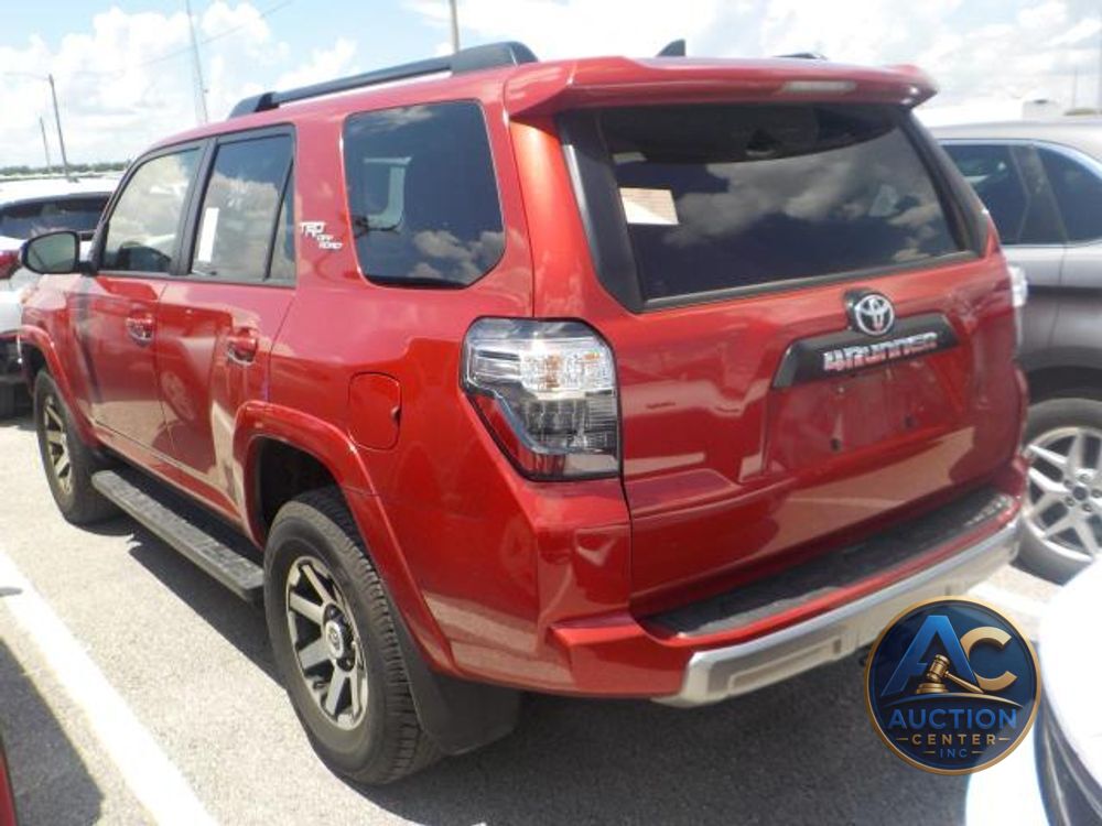2024 Toyota 4Runner TRD Off Road