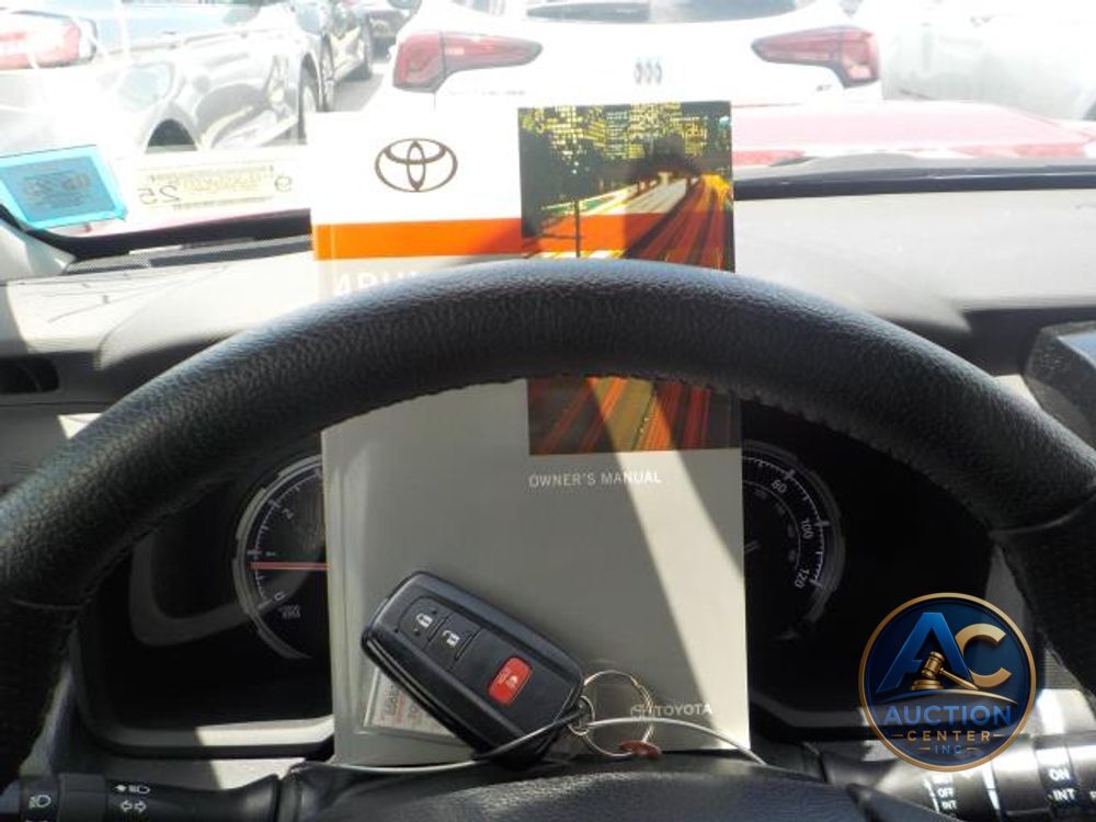 2024 Toyota 4Runner TRD Off Road